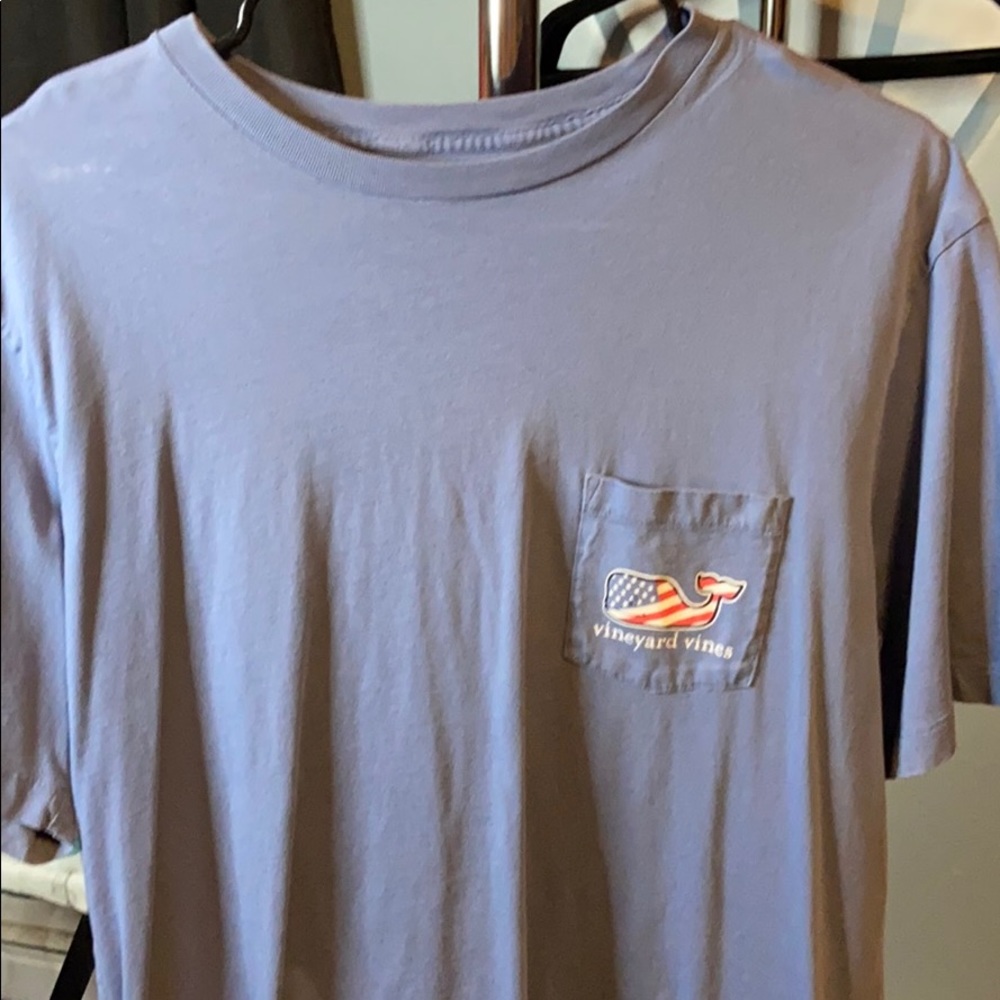 Vineyard Vines T-shirt